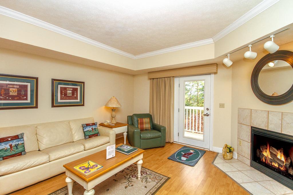 Golfview Vacation Rentals At Golfview Resort Pigeon Forge Rum bild